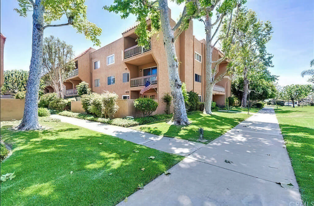 1609 Sandalwood St Costa Mesa